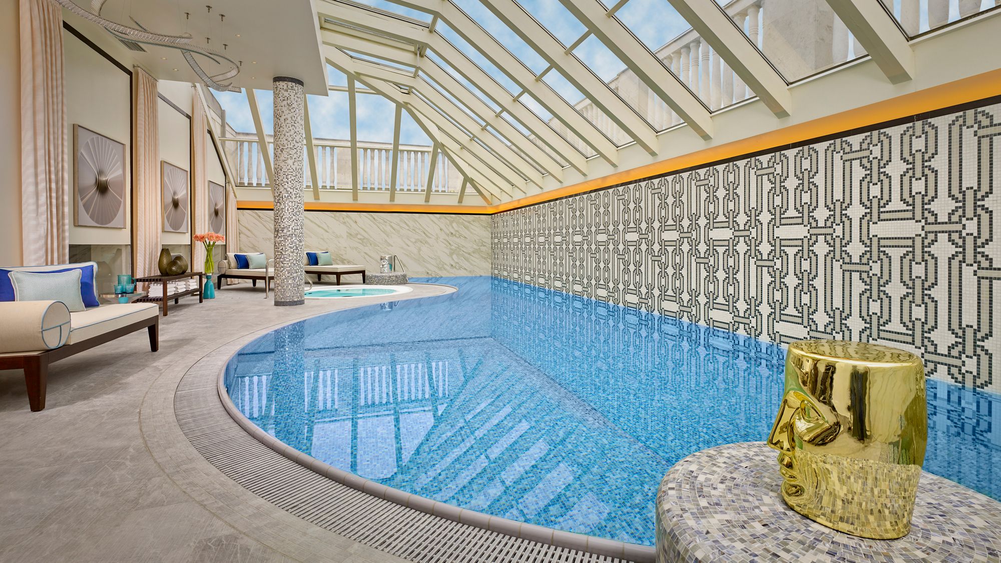 Ritz Carlton Budapest swimming pool